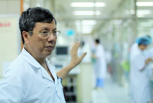 Giáo sư Nguyễn Gia Bình SỢ ĂN TẾT ở khoa Hồi sức tích cực
