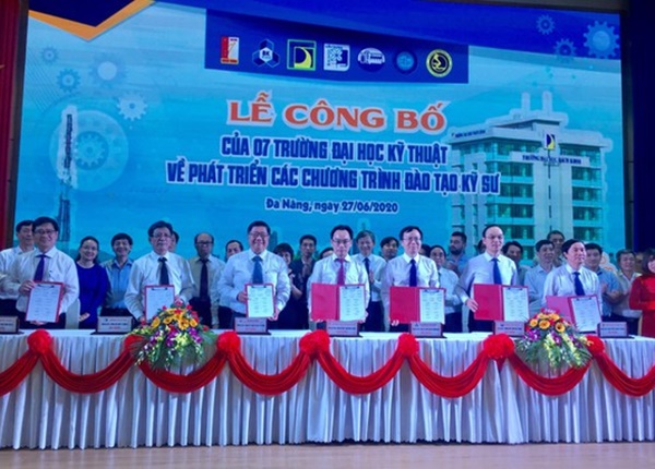 7 trường ĐH kỹ thuật hàng đầu Việt Nam ký kết chương trình đào tạo kỹ sư