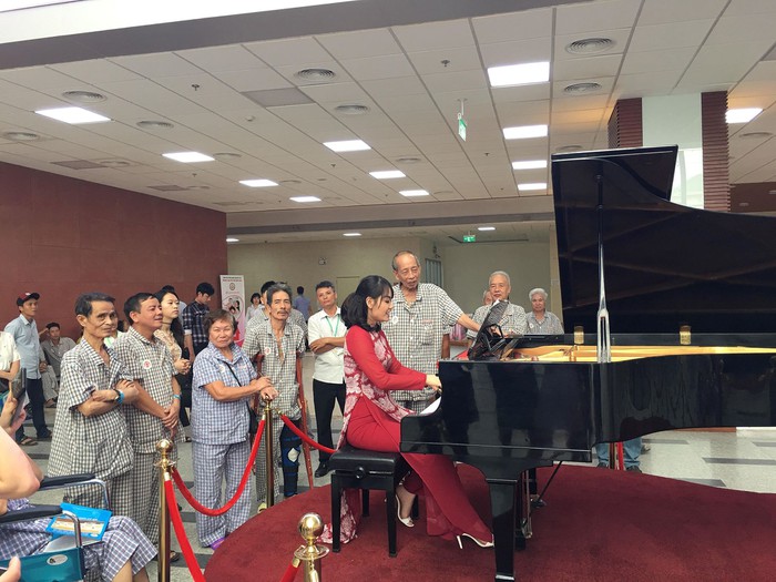 Phó Giám đốc BV 108 hé lộ về chiếc đàn piano đặc biệt phục vụ bệnh nhân