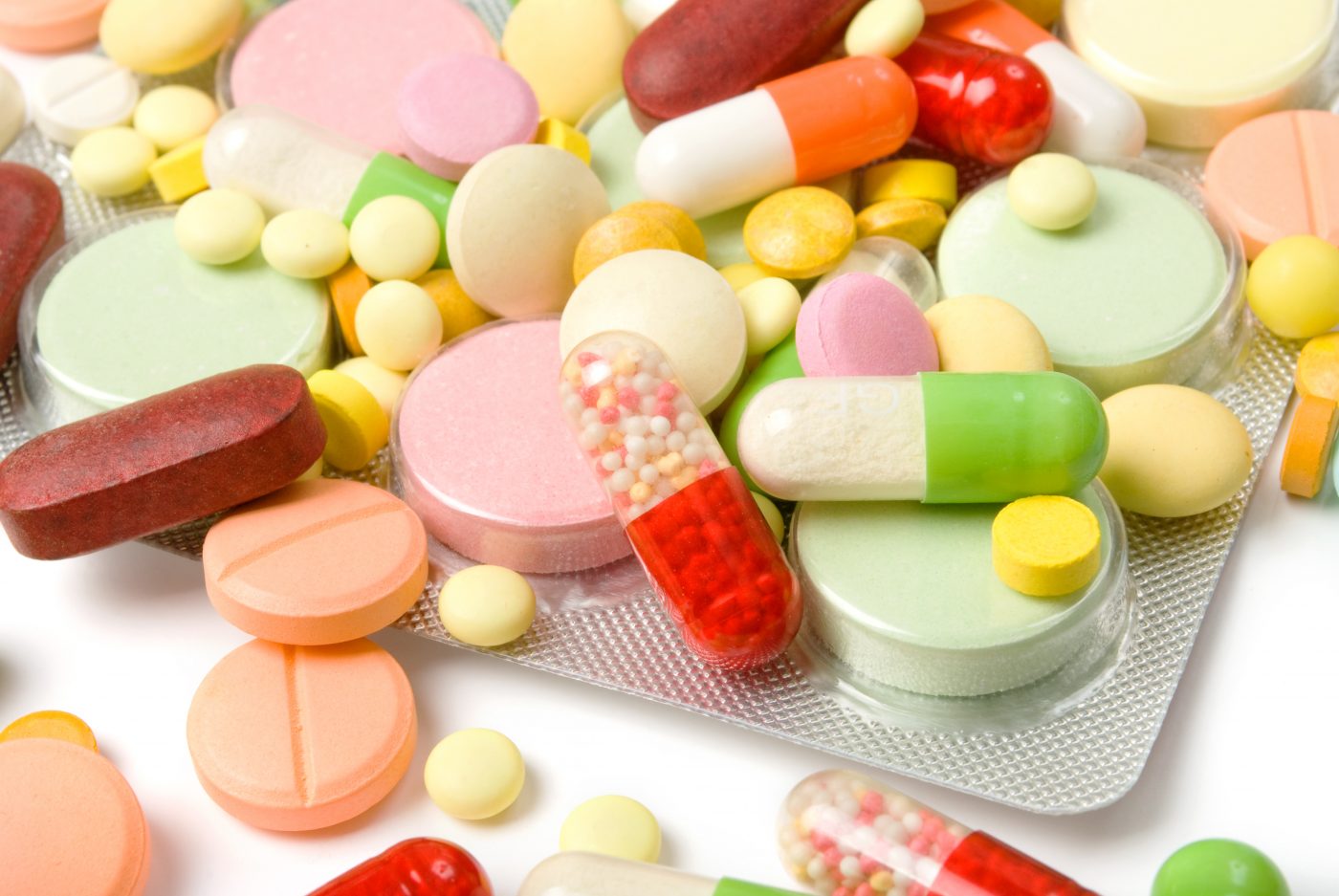 Quảng cáo sai chất lượng dược phẩm, Bộ Y tế chỉ đạo “dẹp loạn”