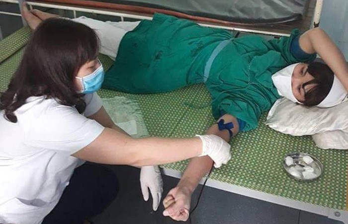 VÔ ƠN TỘT ĐỘ: Bác sĩ bị người nhà chửi bới dù đã hiến máu cứu sản phụ