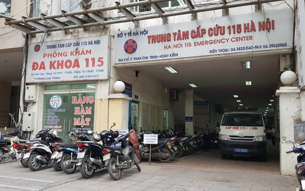 Trung tâm 115 Hà Nội: Bác sĩ vừa ký hợp đồng lương 2,7 triệu …đã chạy mất hút